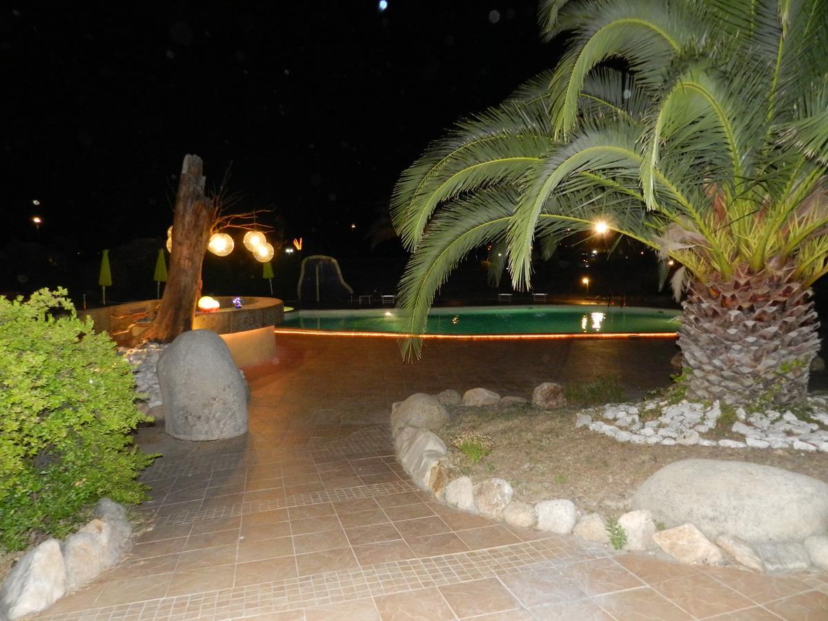 Hotel Minnia Budoni Dış mekan fotoğraf